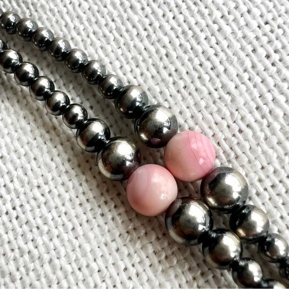 STERLING SILVER Southwestern Navajo Pearl Style Pink Conch 16” Y Lariat Necklace - Picture 5 of 7